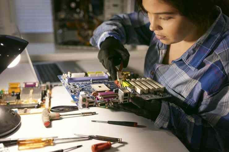 Những lợi ích khi tham gia ngành kỹ sư cho nữ